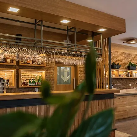 Jasna ديمانوفْشكا دولِنا